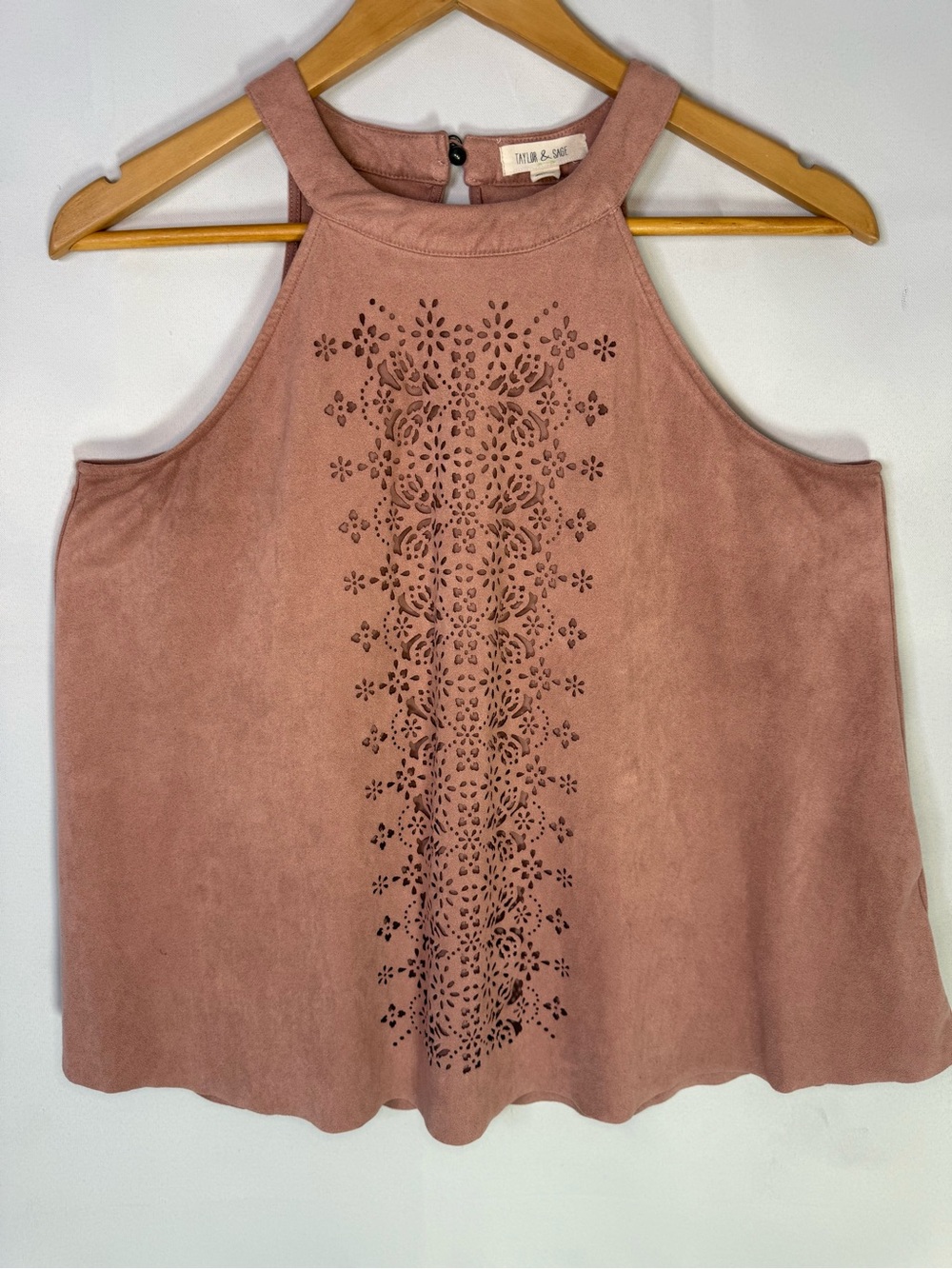 Taylor and Sage Mauve Suede-Look Laser-Cut Halter Tank Size M